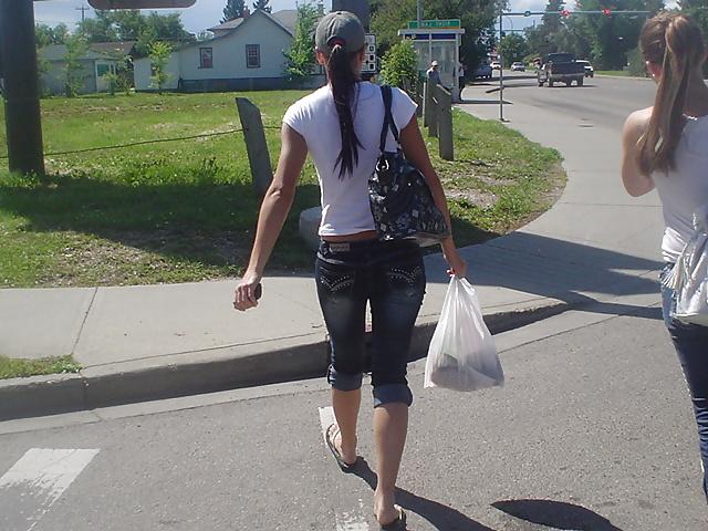 25P Feet in public