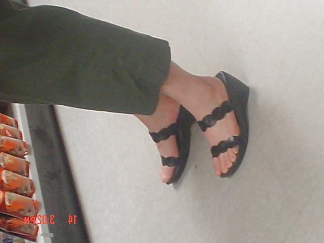 25P Feet in public