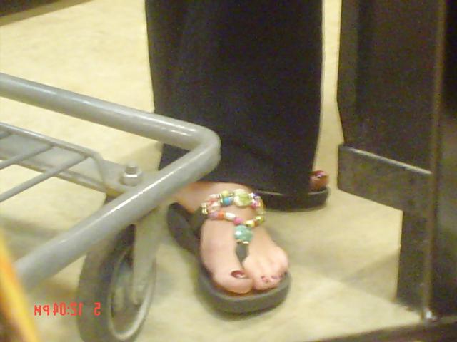 25P Feet in public