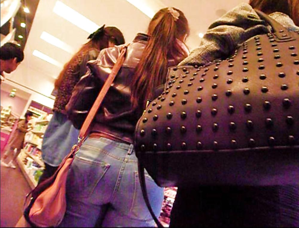 25P Candid Ass Collection 7
