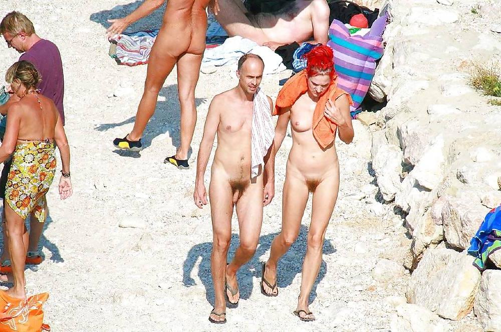 20P Naked couple 14.