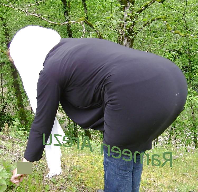 9P Arezu-Iranian sexi housewife with round ass