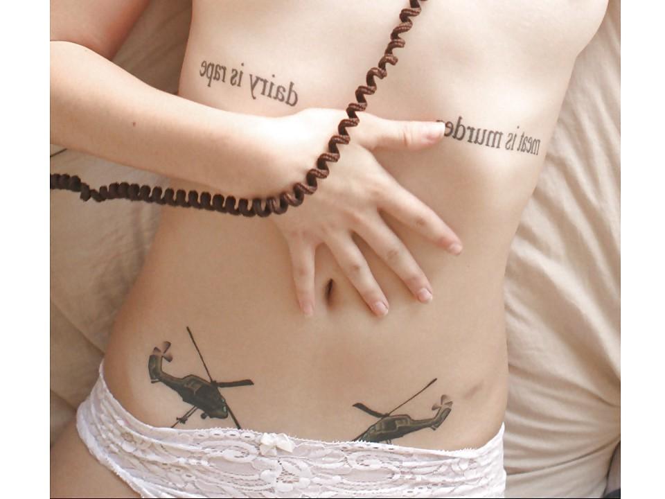 25P Over 1000 pussy tattoos