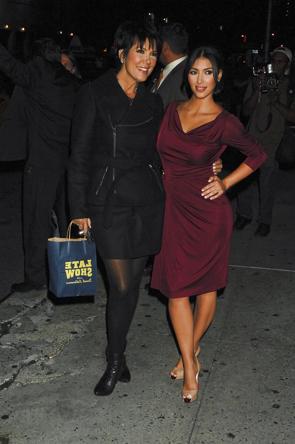 25P Kim Kardashian visits the Late Show With David Letterman