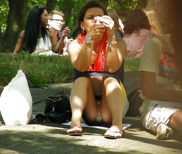 25P Upskirt White Panties In Public 1