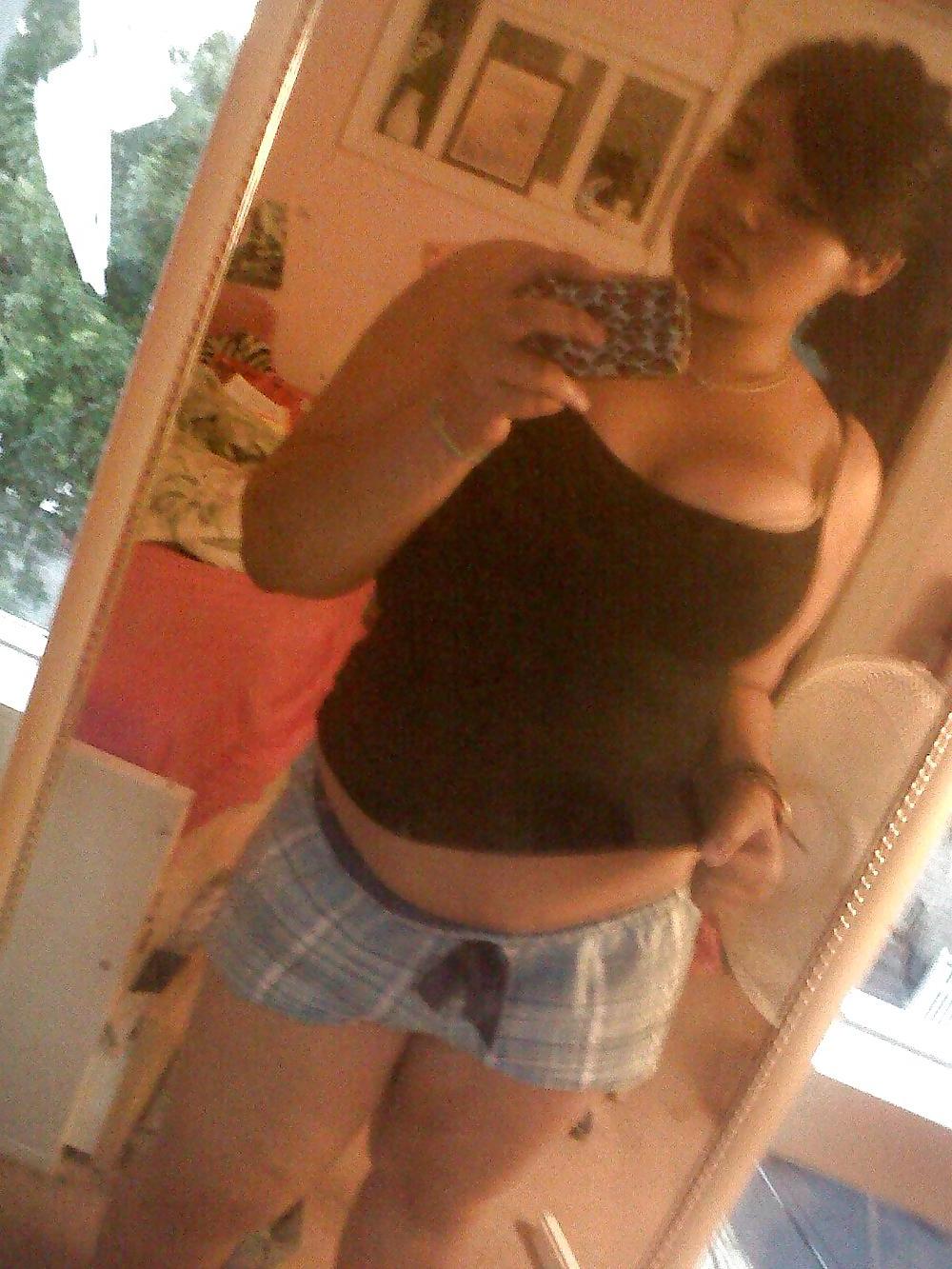 11P Mollige Latina-Cam