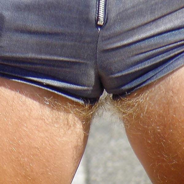 25P Fotze frisst Hose - cameltoe