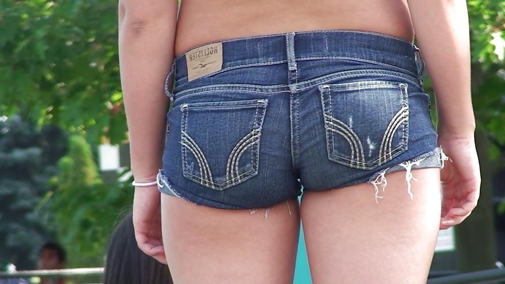 23P Candid Short Shorts
