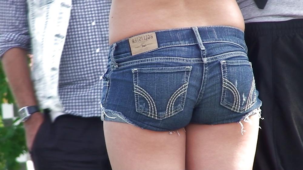 23P Candid Short Shorts