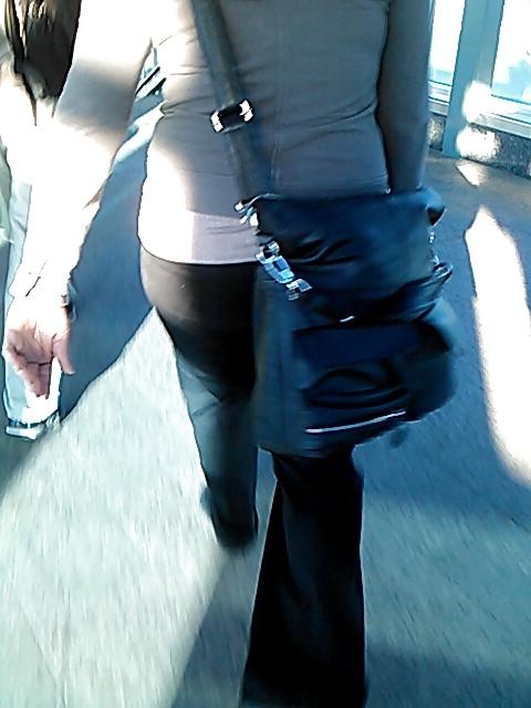 25P Voyeur - Another good day on transit