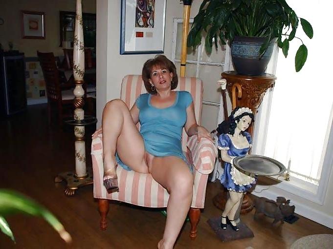 25P Housewife Sluts 26