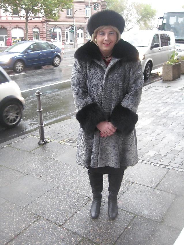 25P Fur crossddress