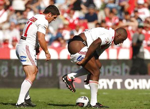 25P Erotic but non-porn sport