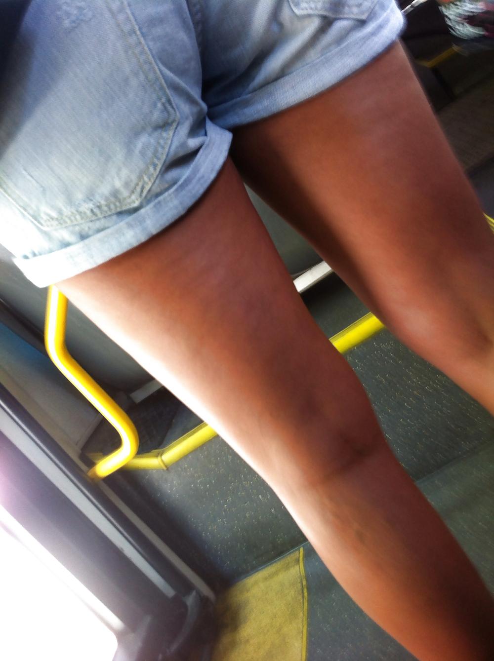 10P Berlin Candid Girls 01