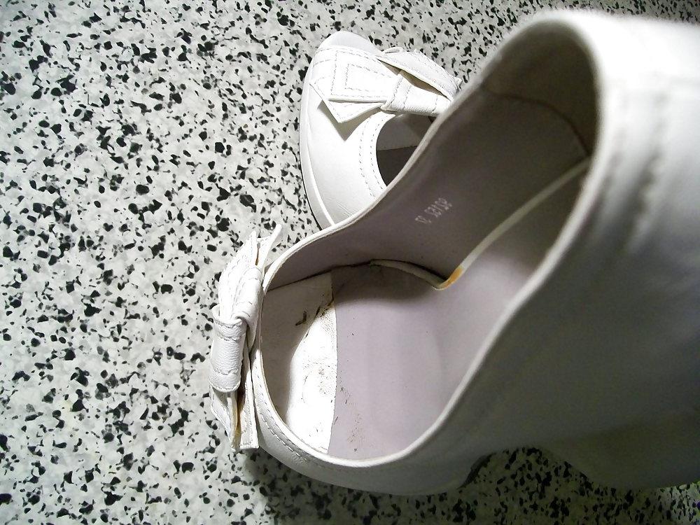 8P White open toe fuck
