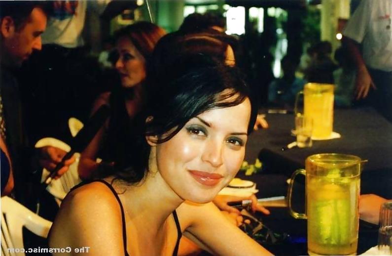 25P Enjoy truly the wolds most perfect celeb face Andrea Corr