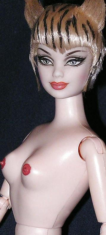 25P Barbie and Ken, anatomically correct (and more)