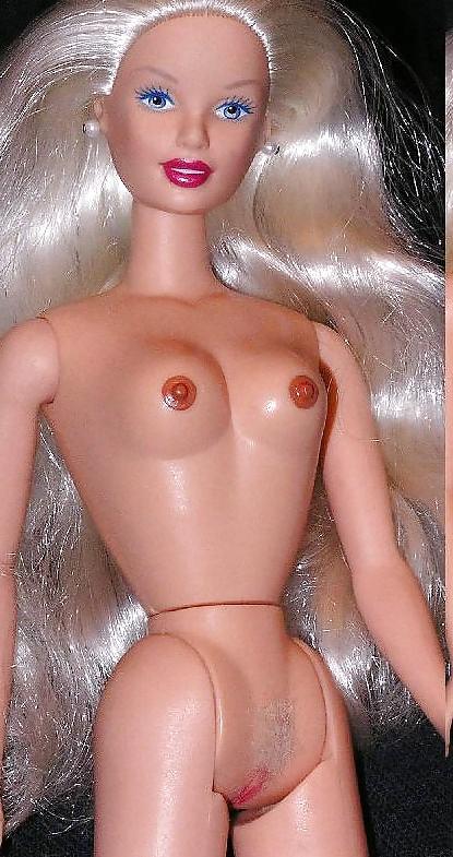 25P Barbie and Ken, anatomically correct (and more)