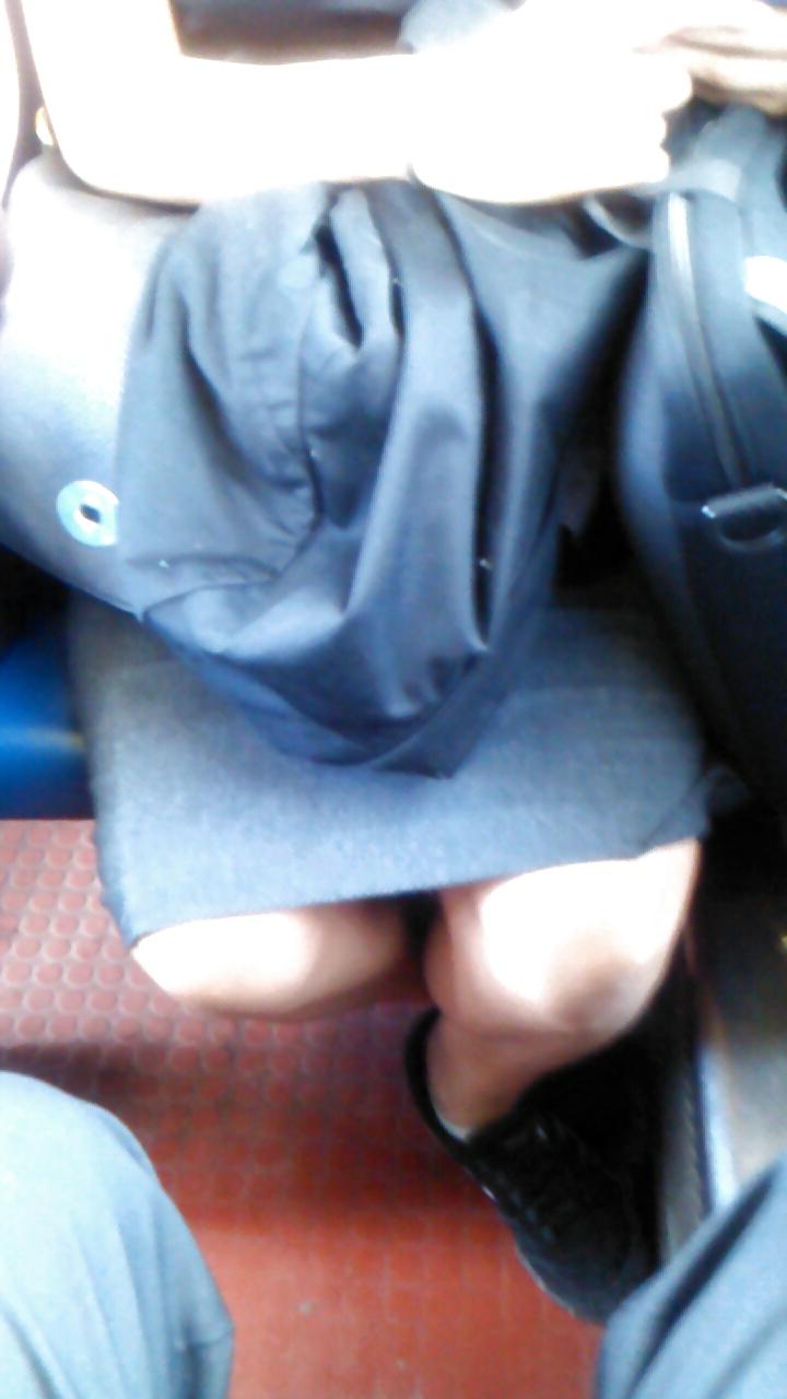 25P Voyeur upskirt - my kingdom for a flash of light!