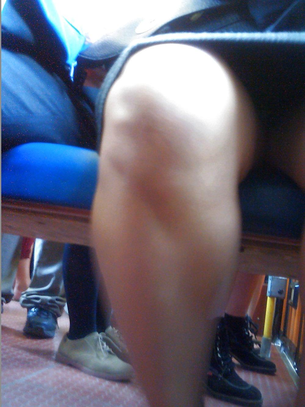 25P Voyeur upskirt - my kingdom for a flash of light!