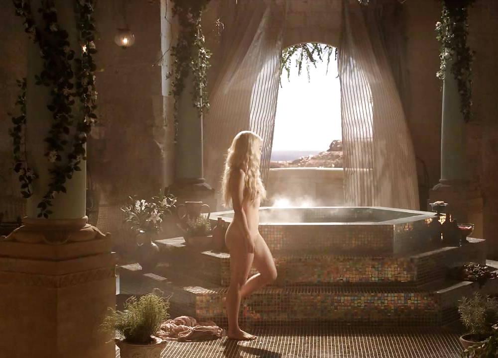 11P Game of thrones girls