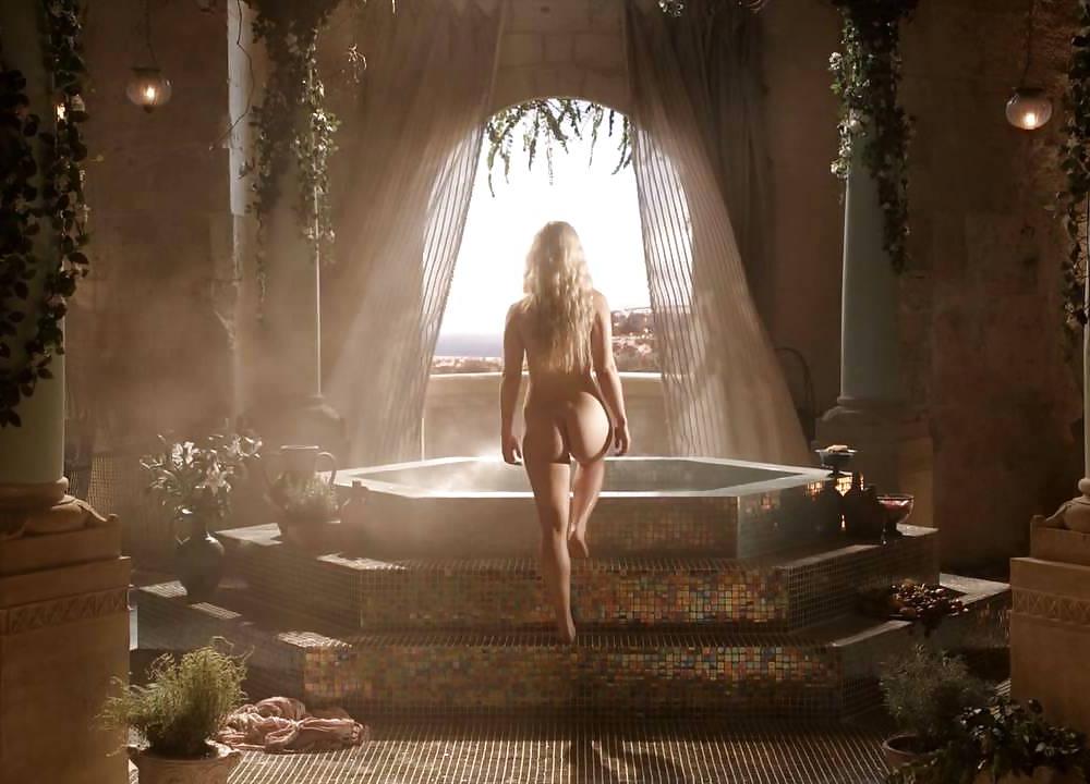 11P Game of thrones girls