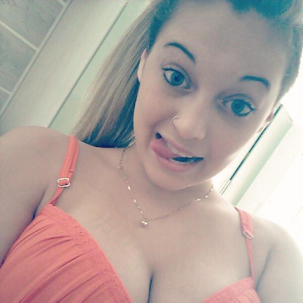 25P Cum over this Brazilian Blond Slut w Big Boobs