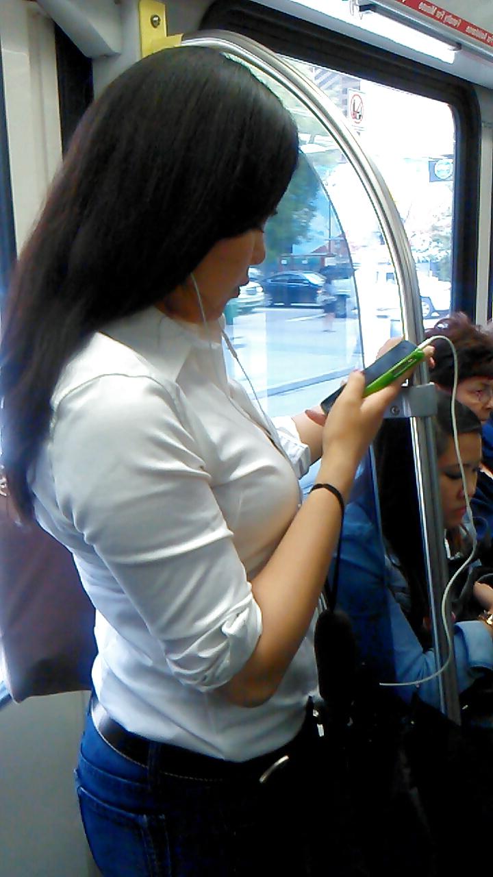 7P Voyeur - BBW cleavage and asian girl with loose blouse.