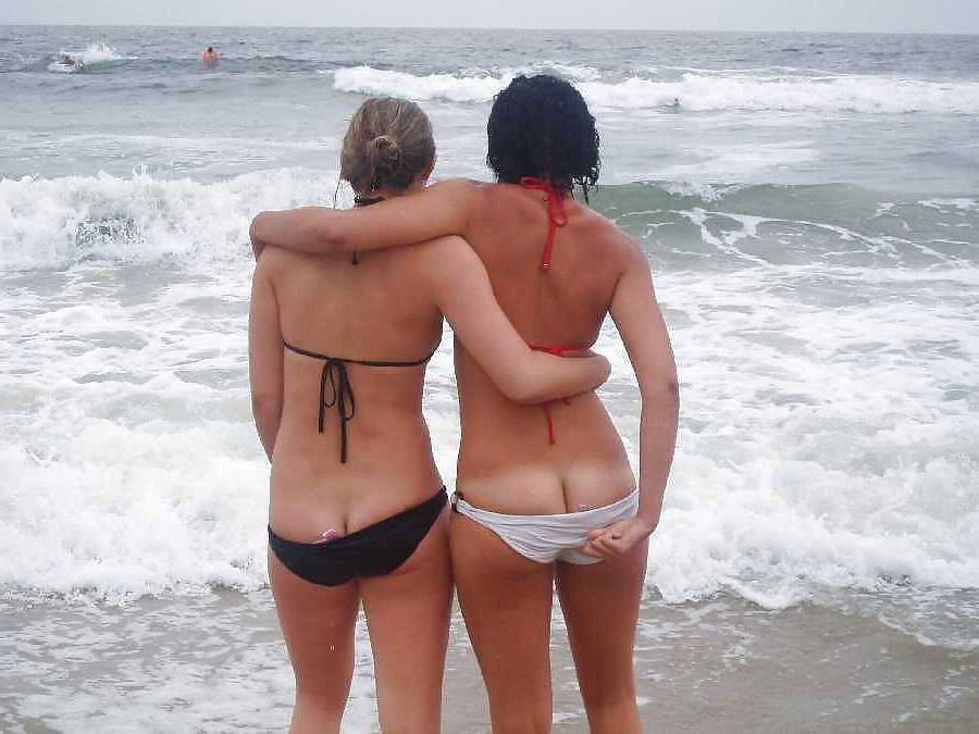 25P ASSCRACK  OR BUTTCRACK?