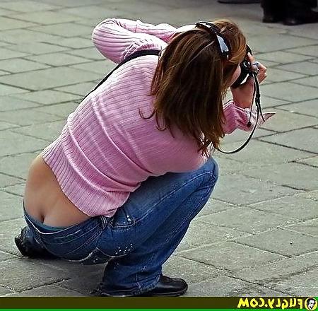 25P ASSCRACK  OR BUTTCRACK?