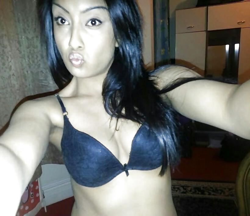 18P Sexy bengali indian paki muslim or hindu