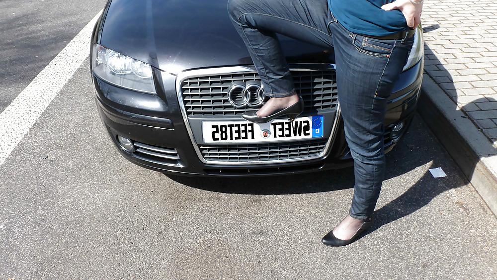 25P Car feet-pedal dumping