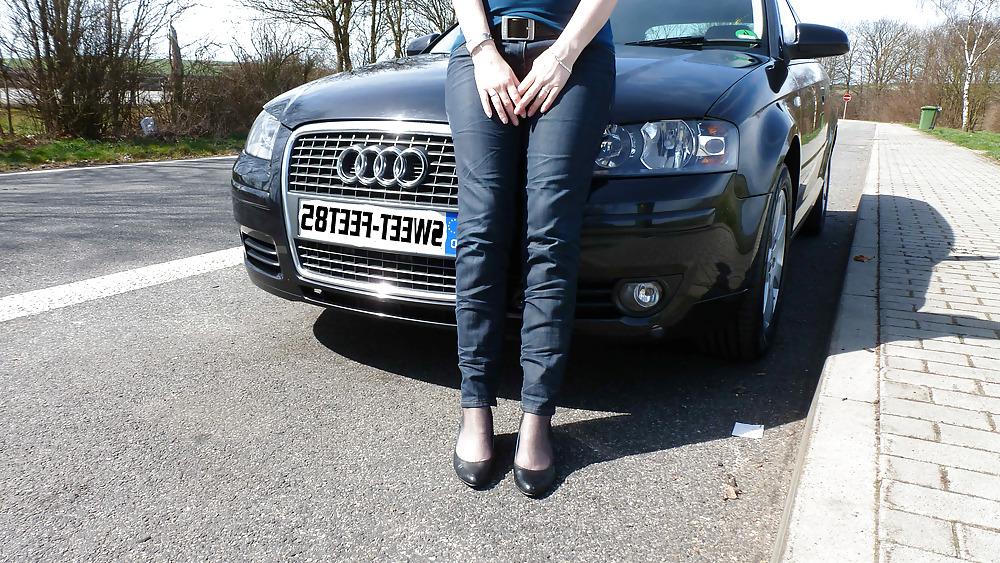25P Car feet-pedal dumping