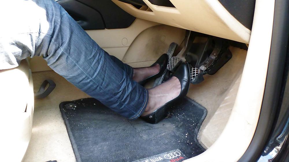 25P Car feet-pedal dumping