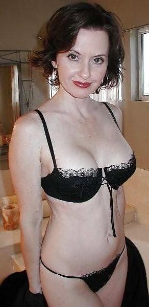 25P Housewife Sluts 43