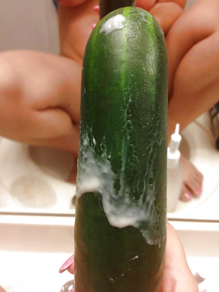 16P Visibly Wet, Creamy or Dripping Pussy 9