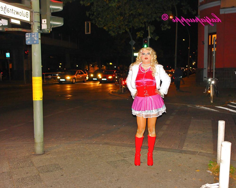 8P Real prostitute tgirl on street of berlin