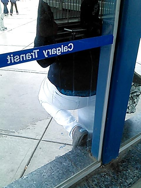 25P Voyeur - more beauties on transit.