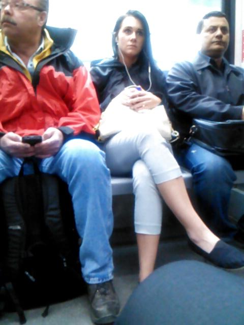 25P Voyeur - more beauties on transit.