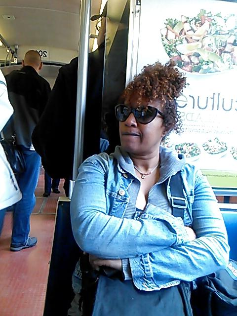 25P Voyeur - more beauties on transit.