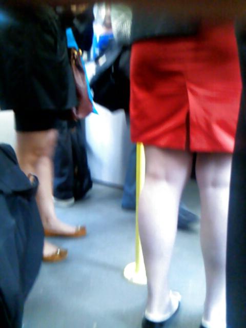 25P Voyeur - more beauties on transit.