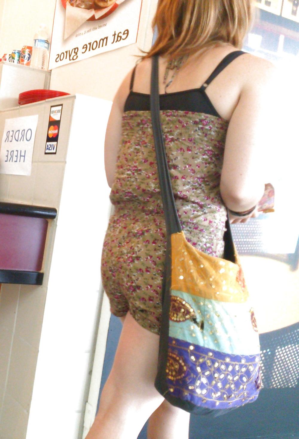 20P Voyeur Pics 10 - Mall Chicks