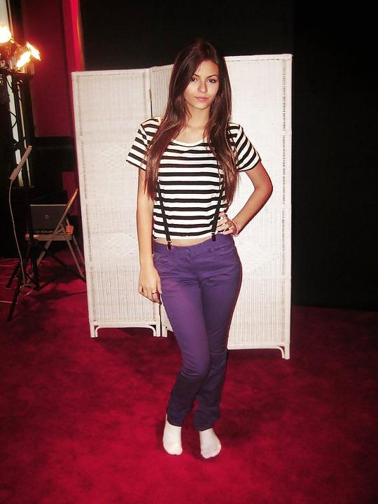 13P Victoria Justice pics3