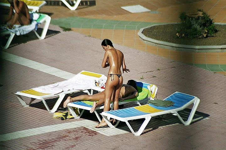 25P The pool at my hotel