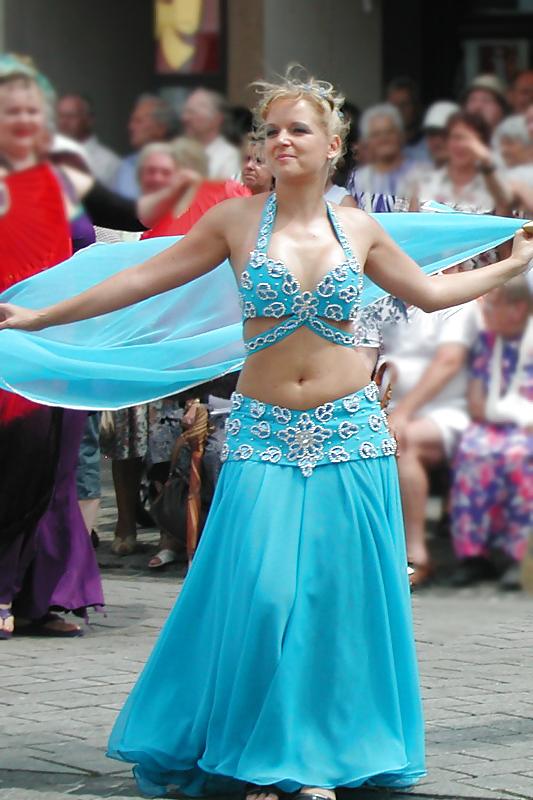 7P Two german belly dancer woman on street parade - 2010
