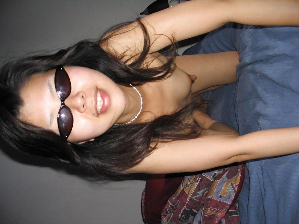 20P Sweet asia with sunglasses show off