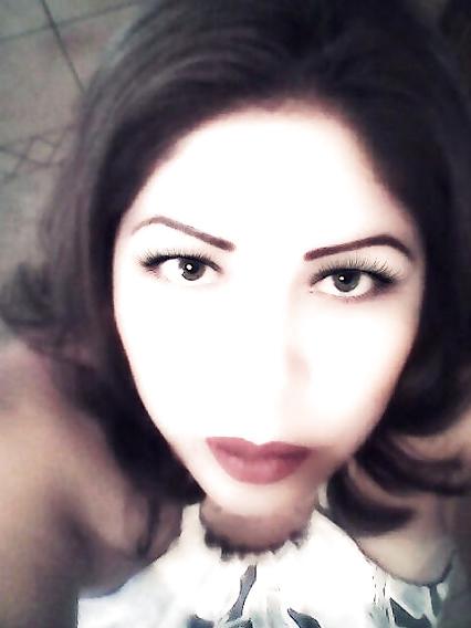25P Gorgeous cougar latina
