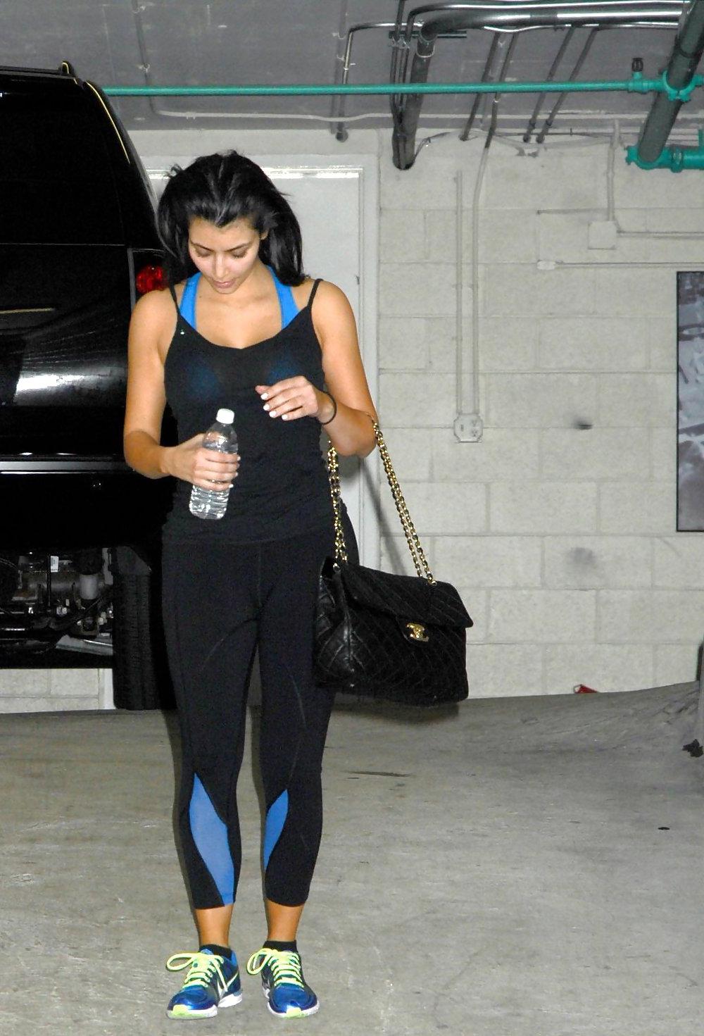 25P Bk Kim kardashian Camel toes