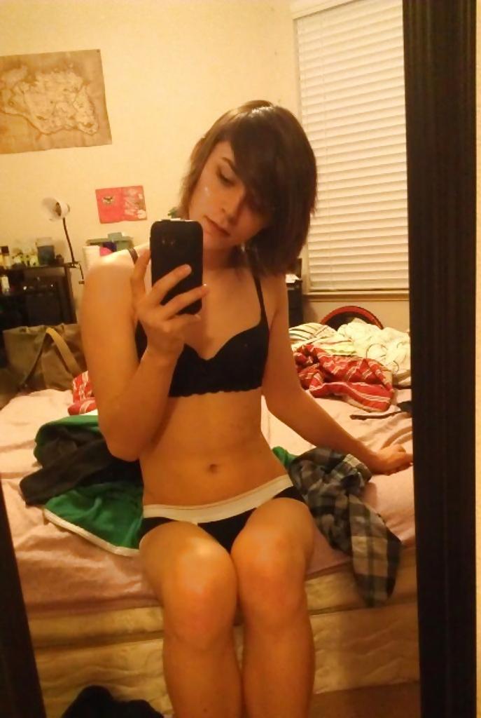 7P Just  ne.Short hair