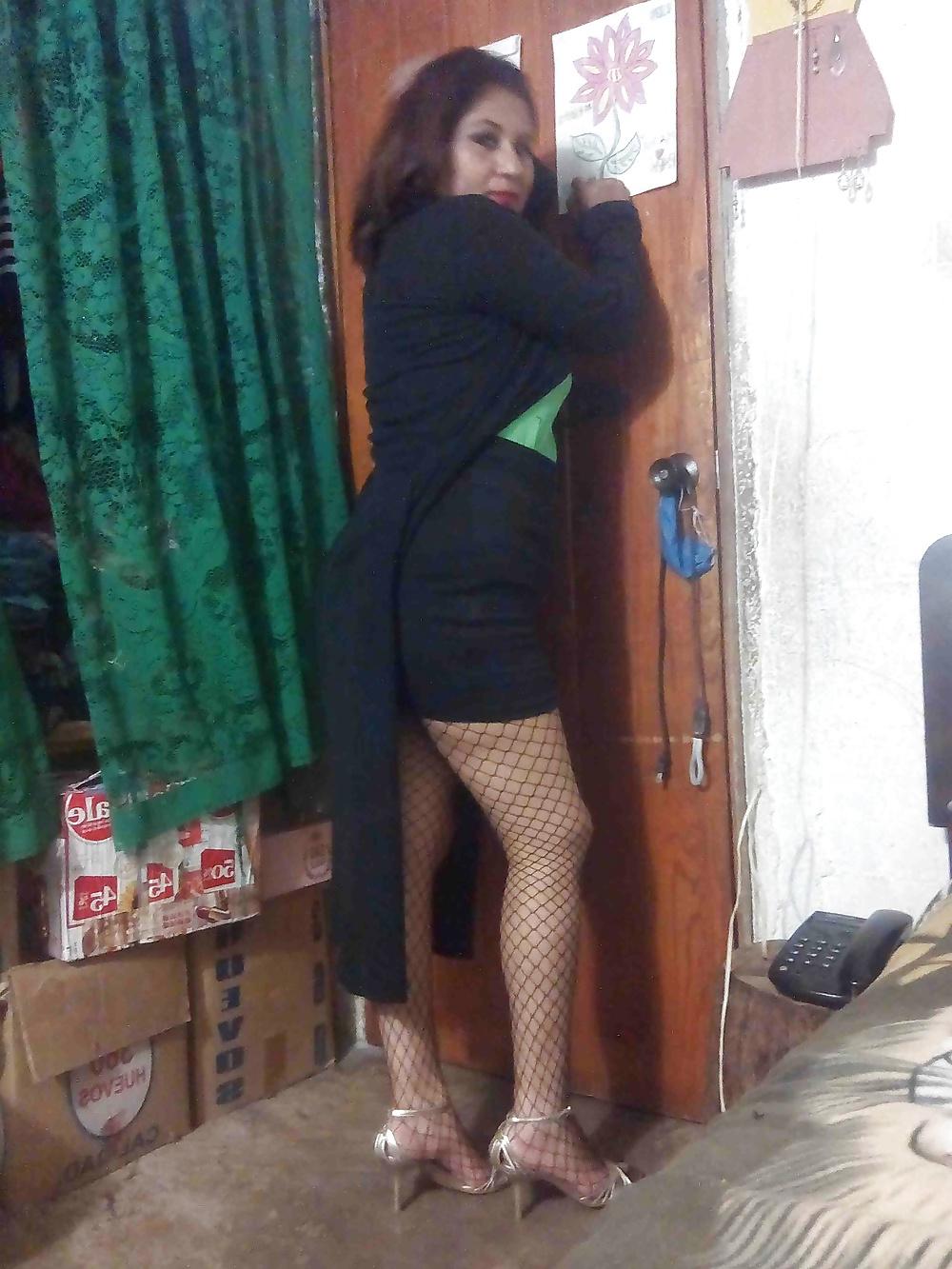 25P Latina cougar whore 
